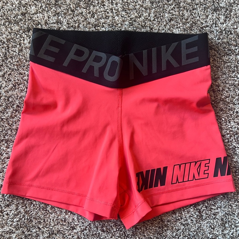 Nike Women's Athletic Shorts size Small